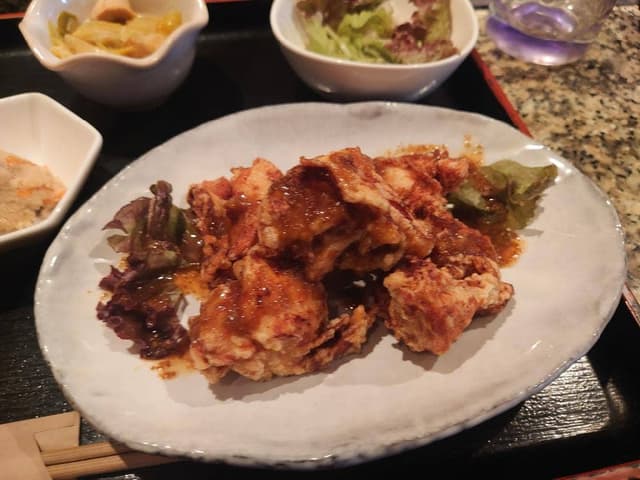 骨付鶏葉隠柳町店 - サブ画像3