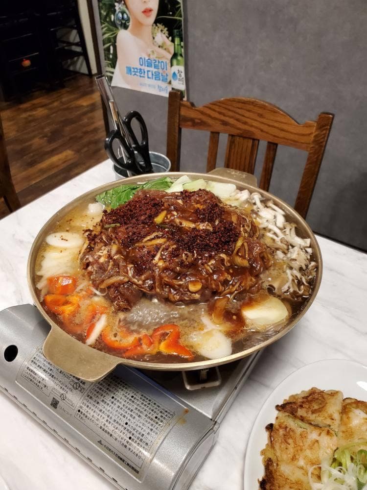 ヒョンチャンプルコギ アミュプラザ大分店