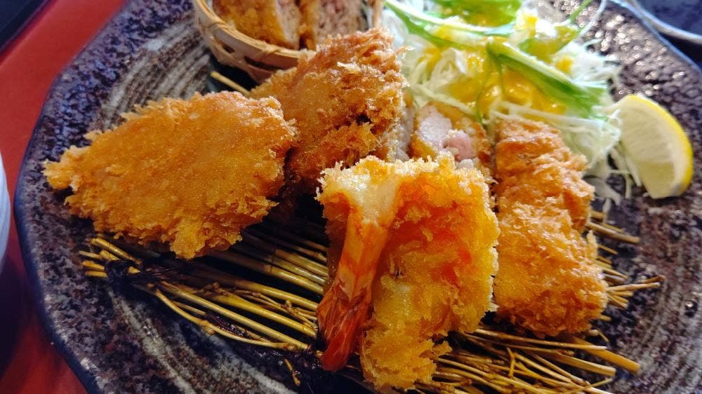 自然由来 とんかつ 香