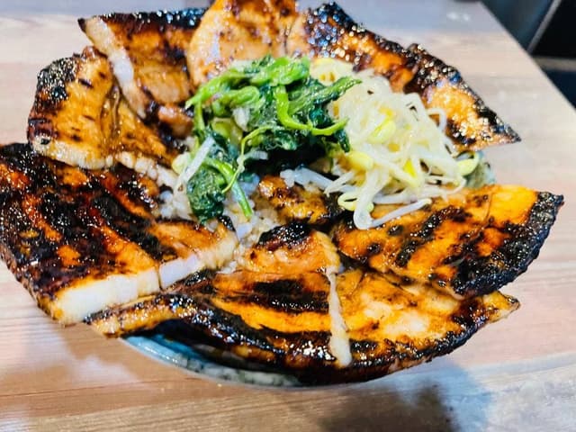 炭焼き丼専門店どんぴしゃり - サブ画像3