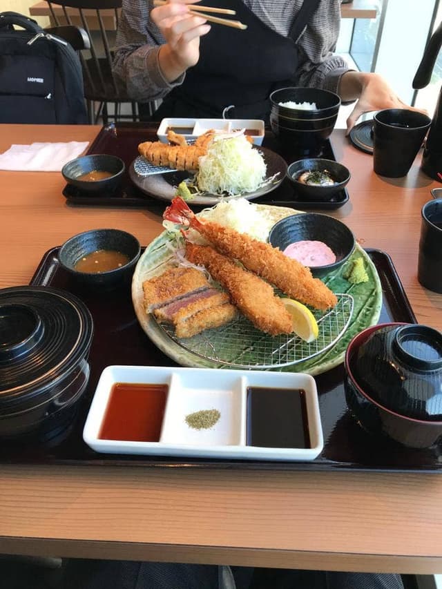 牛カツ京都勝牛 コレットマーレみなとみらい店 - サブ画像3