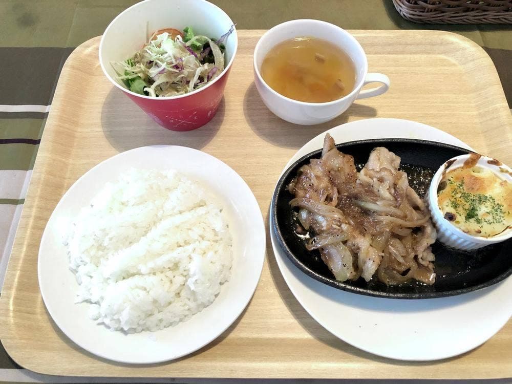 びすとろ 遊季亭