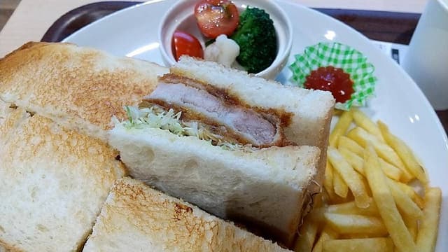 プチレストラン す・パン ウェルディ長泉 - サブ画像1