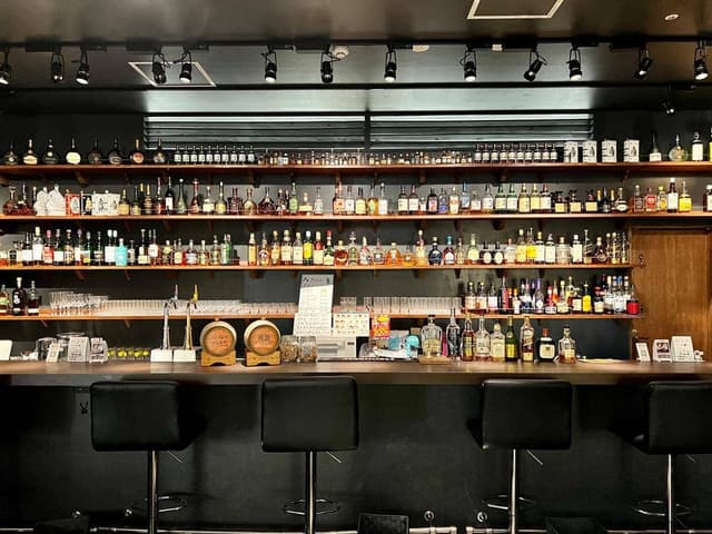 お酒の美術館 マルエイガレリア店 - サブ画像1