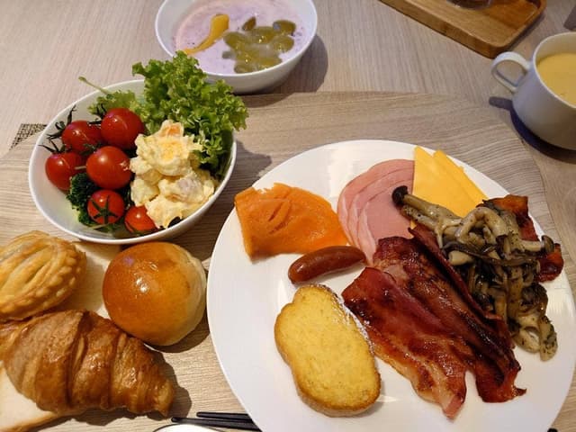 ANA ホリデイ・インリゾート 信濃大町くろよん ボタニカレストラン - サブ画像1