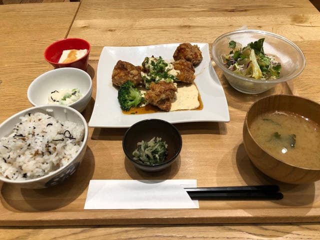 おぼんdeごはん 名古屋ラシック店 - サブ画像3