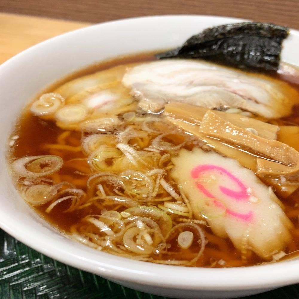 味街道 エスモール店