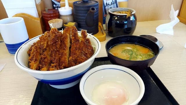 かつや 和歌山小雑賀店 - サブ画像1