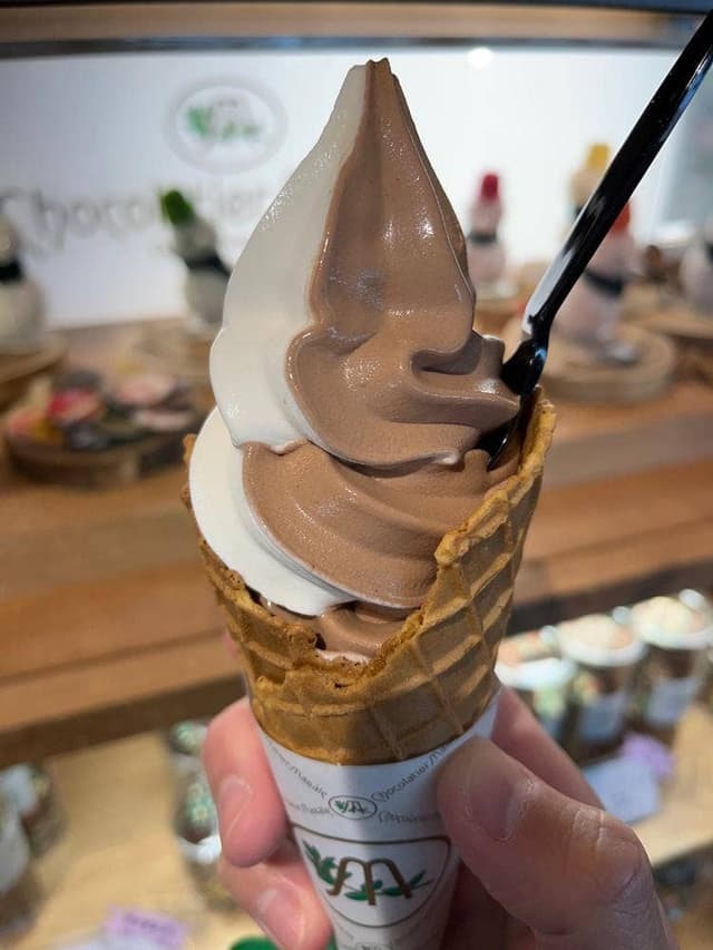 ショコラティエ マサール 新千歳空港ゲートラウンジ店 - サブ画像1