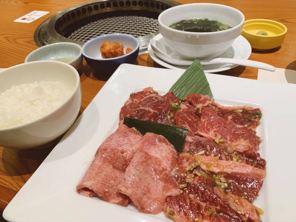 焼肉なべしま 別府店