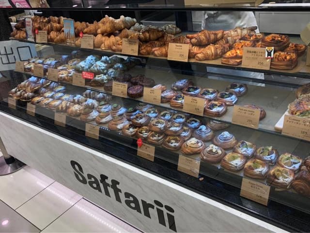 クロワッサン・サファリ 大丸梅田店 - サブ画像1
