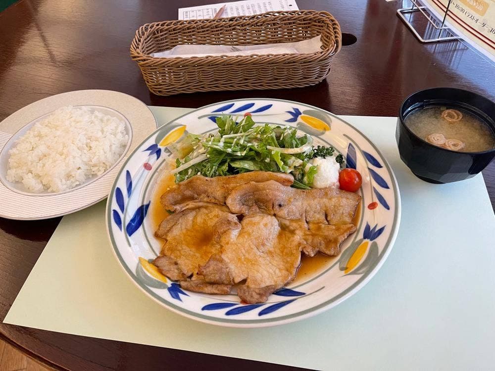 カフェレストラン洋燈