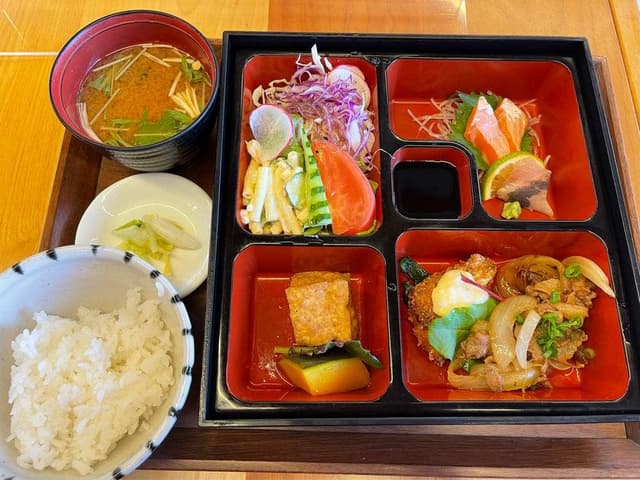 カフェレストラン一歩 道の駅 びんご府中 - サブ画像1