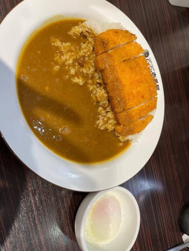 カレーハウスCoCo壱番屋 港区青山1丁目店 - サブ画像1