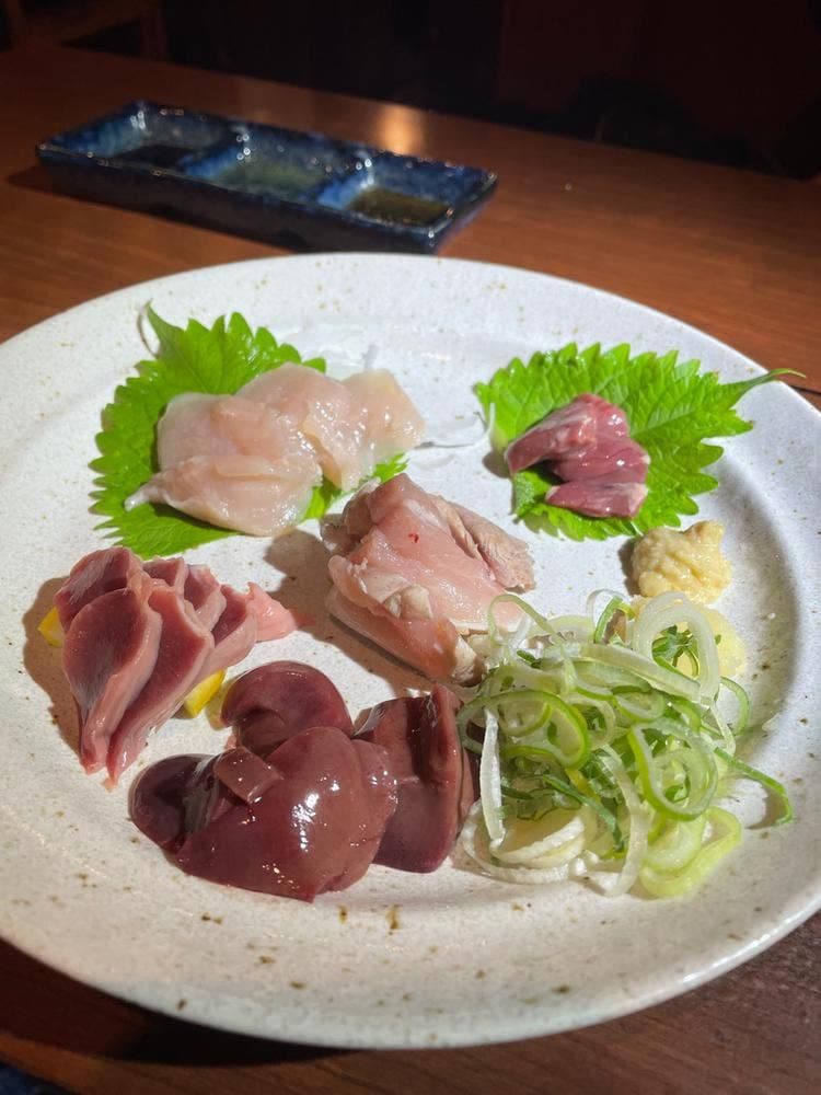 ホルモン こじまる