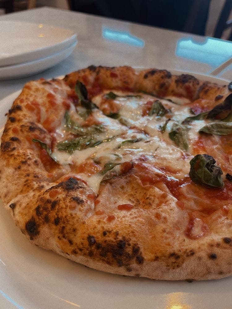 ピッツェリア カンタナポリ