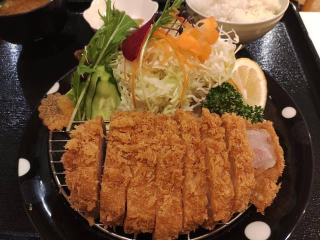 お肉料理の小さなレストラン にく祥 - サブ画像3