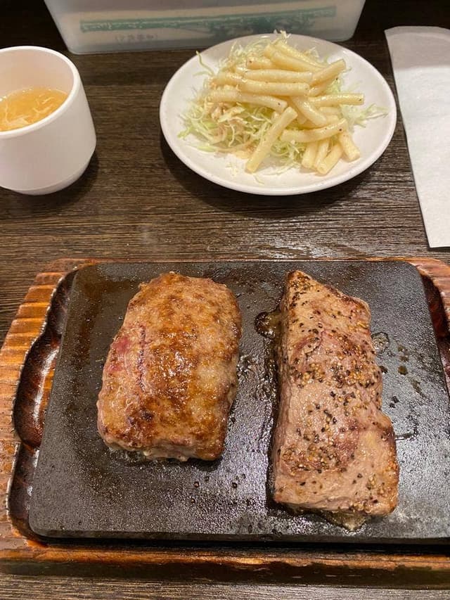 やっぱりステーキ 広島本通店 - サブ画像1