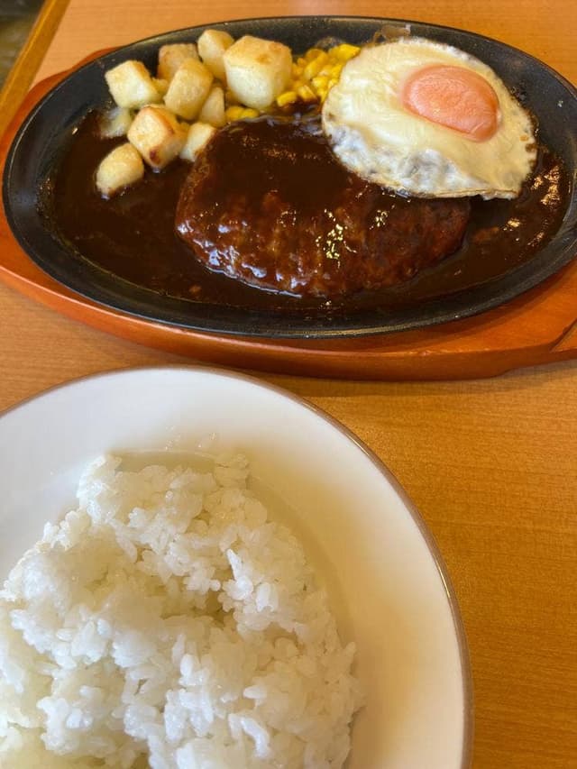 サイゼリヤ 八王子みなみ野駅前店 - サブ画像1