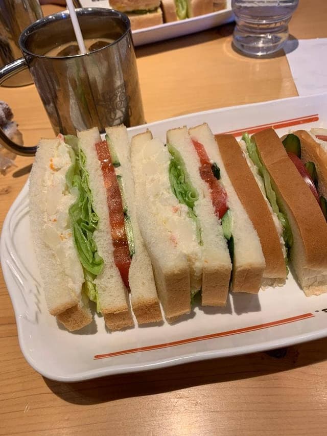 コメダ珈琲店 ららぽーと新三郷店 - サブ画像1
