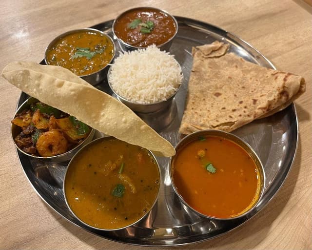 南インド料理 アーンドラ・ダバ 八潮店 - サブ画像3