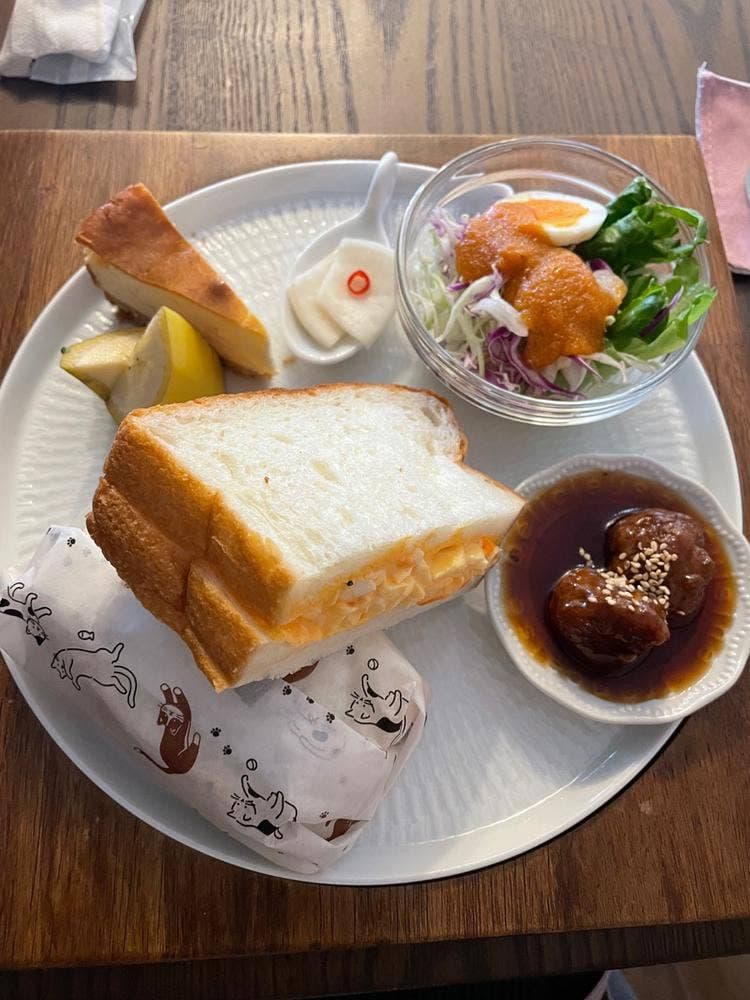 cafe & bar Niji cafe