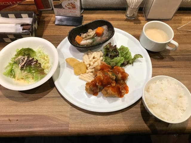 路地裏ビストロ＆鉄板焼 羊の家 堺東店 - サブ画像1