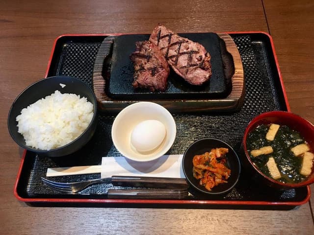感動の肉と米 岩倉店 - サブ画像1