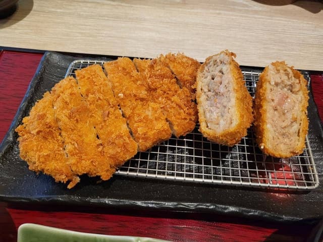 とんかつ新宿さぼてん イオンモール高岡店 - サブ画像1