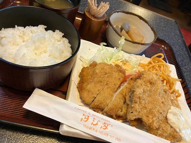 喫茶・軽食 ヨシダ - サブ画像1