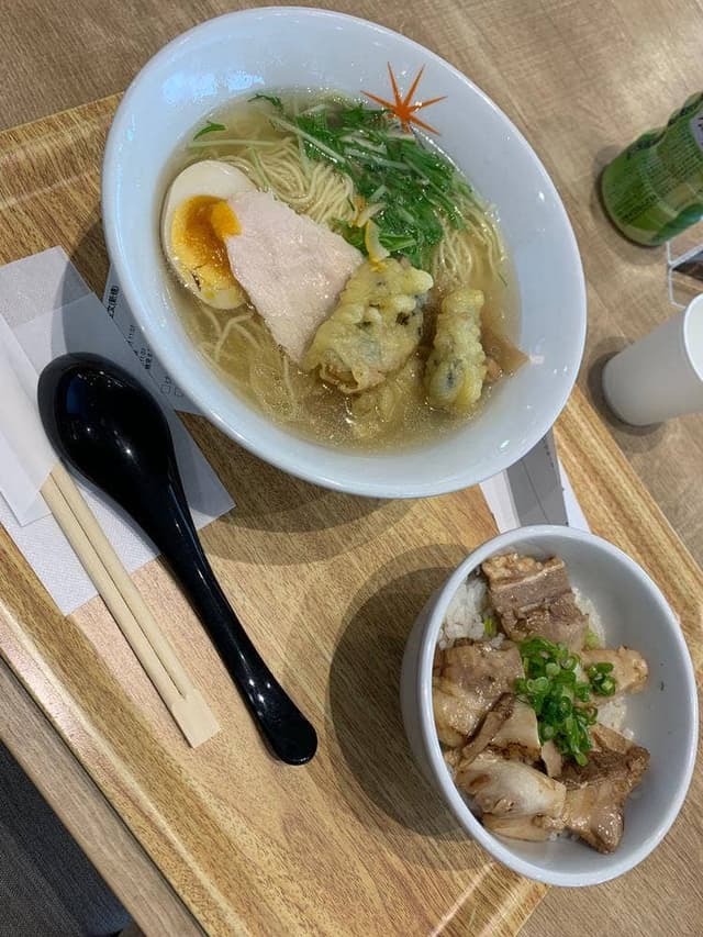 麺屋ま石 御殿場プレミアムアウトレット店 - サブ画像2