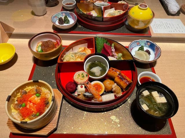 日本料理 花むさし ホテルメトロポリタン - サブ画像2
