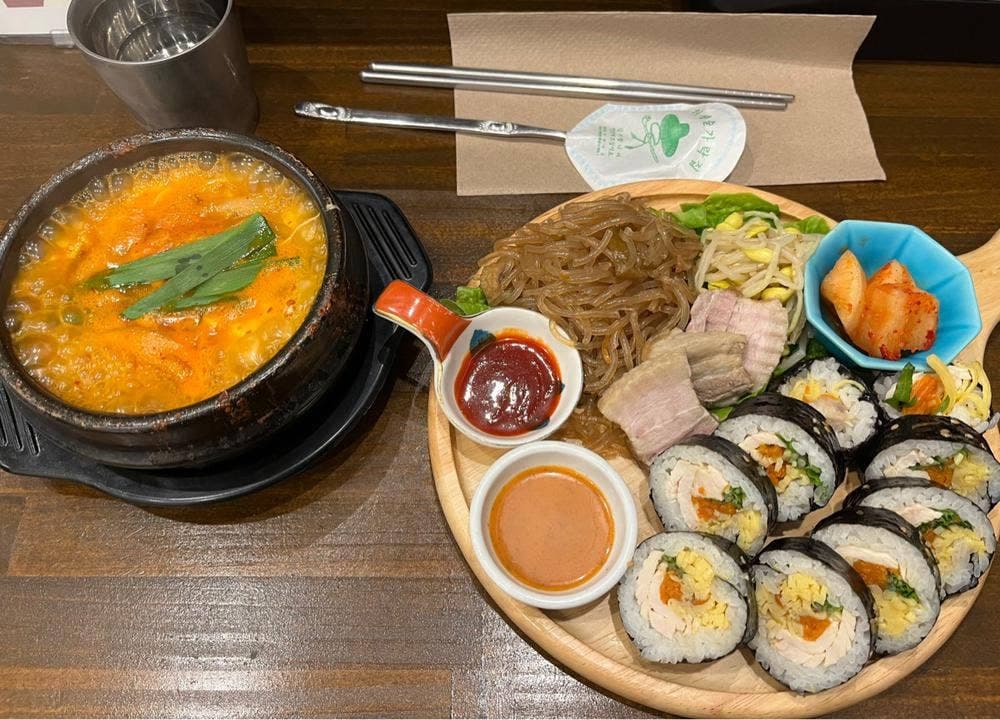 韓国風海苔巻専門店en