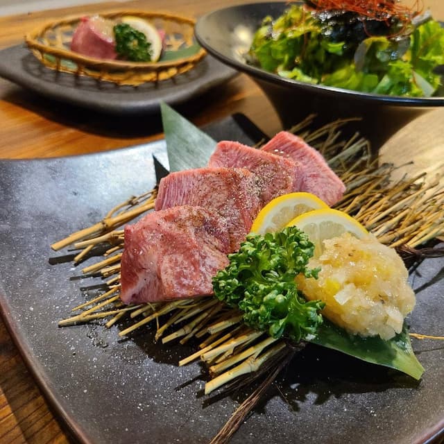 焼肉食べ飲み放題 焼肉Lab 梅田店 - サブ画像1