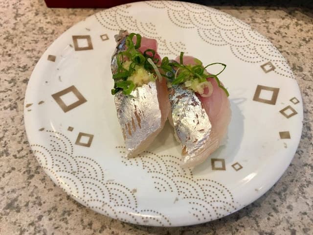 回転寿司 魚磯 富士店 - サブ画像1