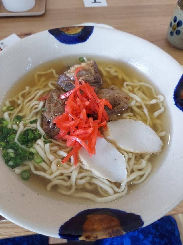 沖縄そば処 みなみ - サブ画像1