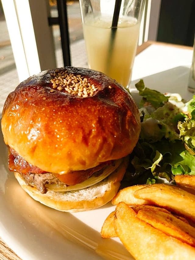 THE CHEESE BURGER - サブ画像2