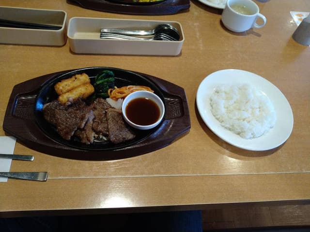 ガスト 春日部小渕店 - サブ画像1