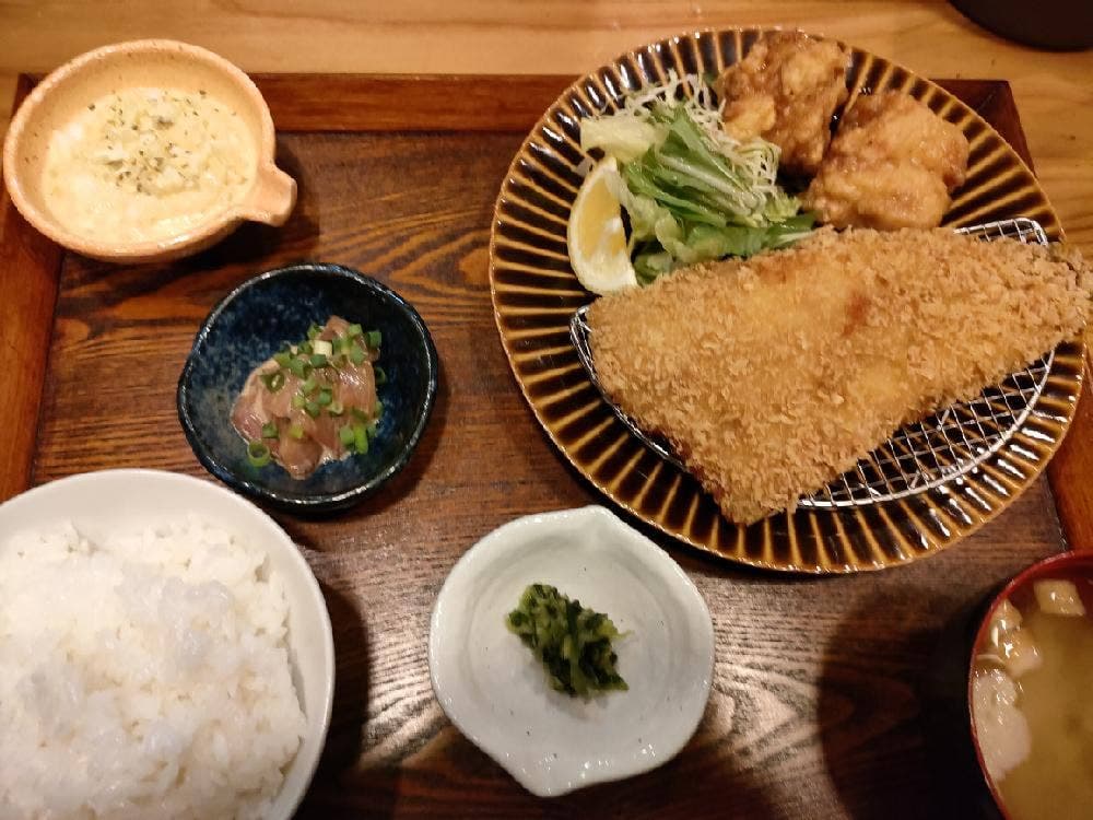 串と魚 個室ダイニング 土竜