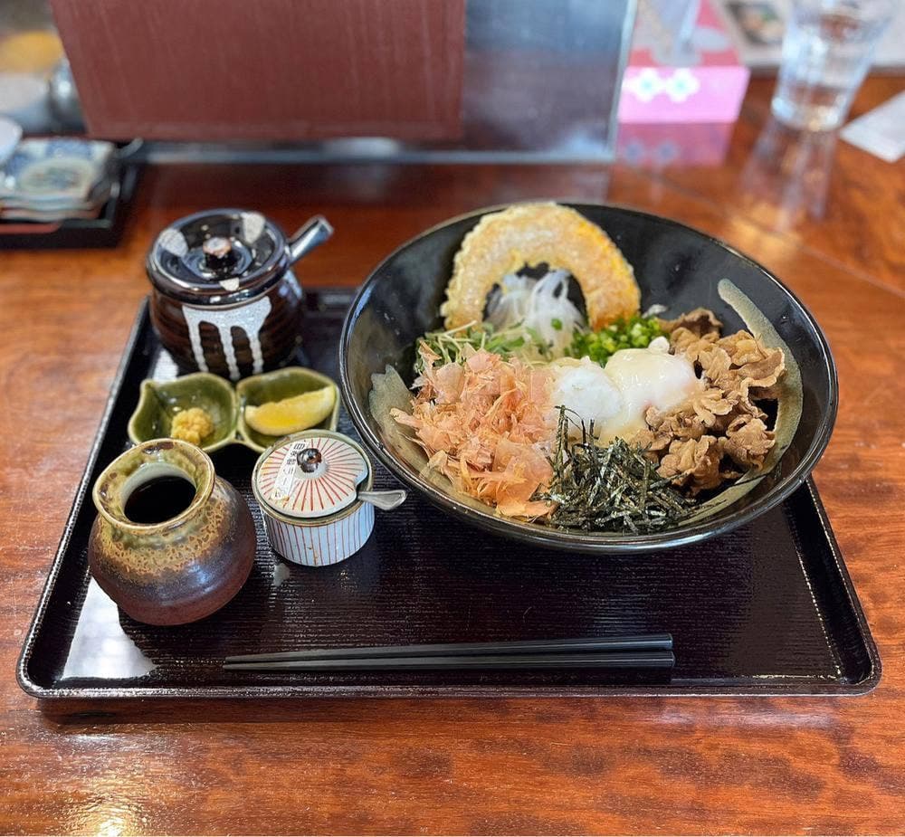 純手打ち讃岐うどん すぎしん