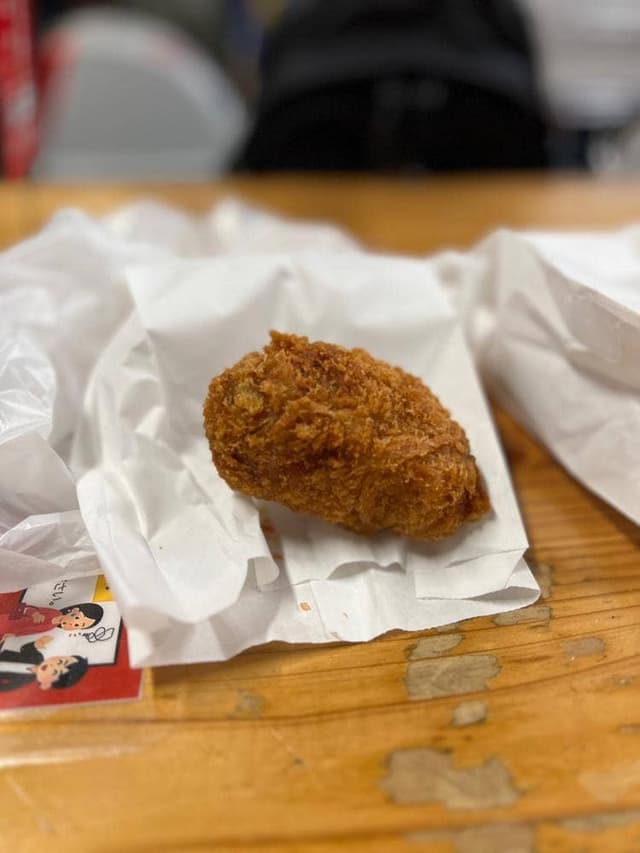 吉岡精肉店 ひろめ市場店 - サブ画像2