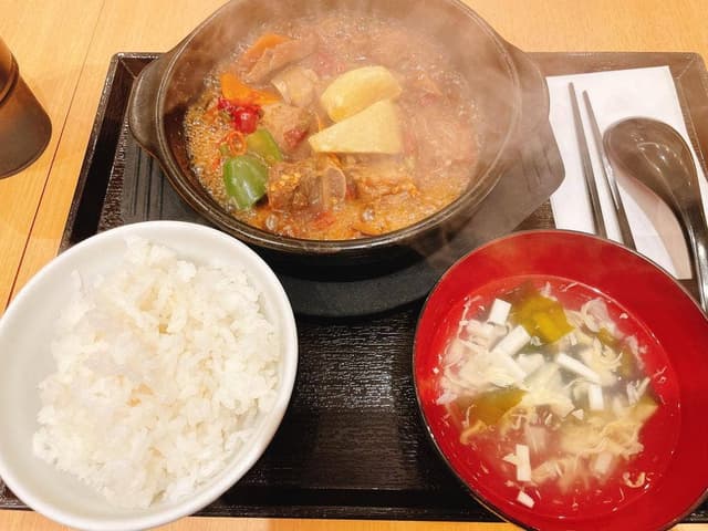 楊銘宇黄燜鶏米飯 赤羽店 - サブ画像1