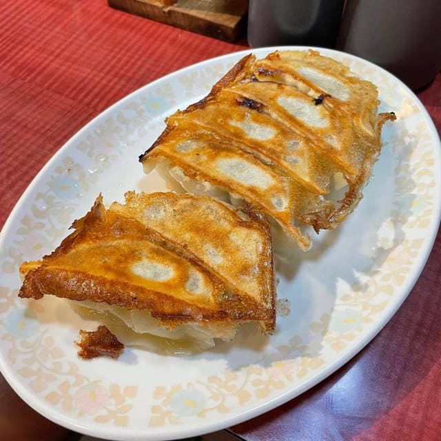 ぎょうざとらー麺の店 かじ村 - サブ画像1