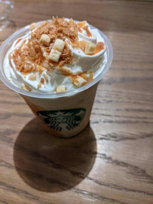 スターバックス コーヒー 梅田蔦屋書店 - サブ画像2
