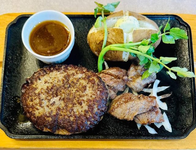 ヴィクトリアステーション 上磯店 - サブ画像1