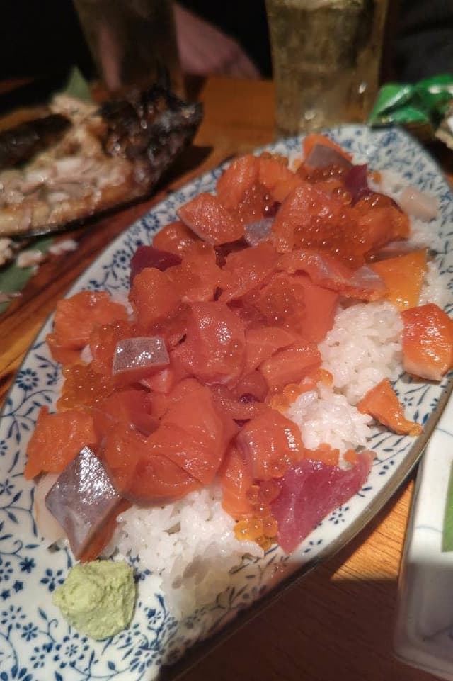 寿司・刺身・焼鳥 海鮮大衆酒場さぶろう すすきの店 - サブ画像1