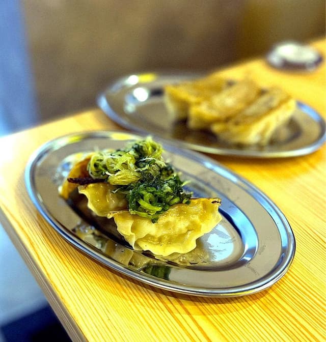 餃子のかっちゃん 姫路店 - サブ画像2