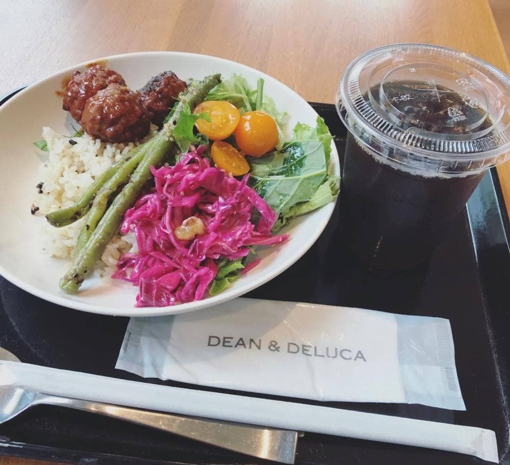 DEAN&DELUCA テラスモール湘南