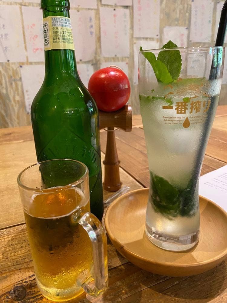 ゲストハウスとカフェと庭 釜ヶ崎芸術大学