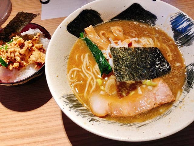 麺屋 みちしるべ - サブ画像1
